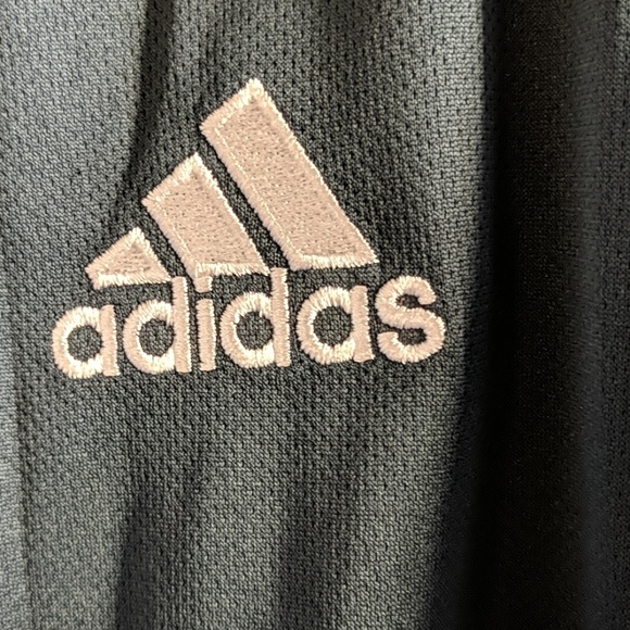 Adidas Real Madrid Away Jersey 2018/19 CG0584 - Picture 6 of 7